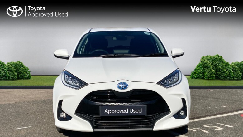 Toyota Yaris 1.5 Hybrid Design 5dr CVT Hybrid Hatchback